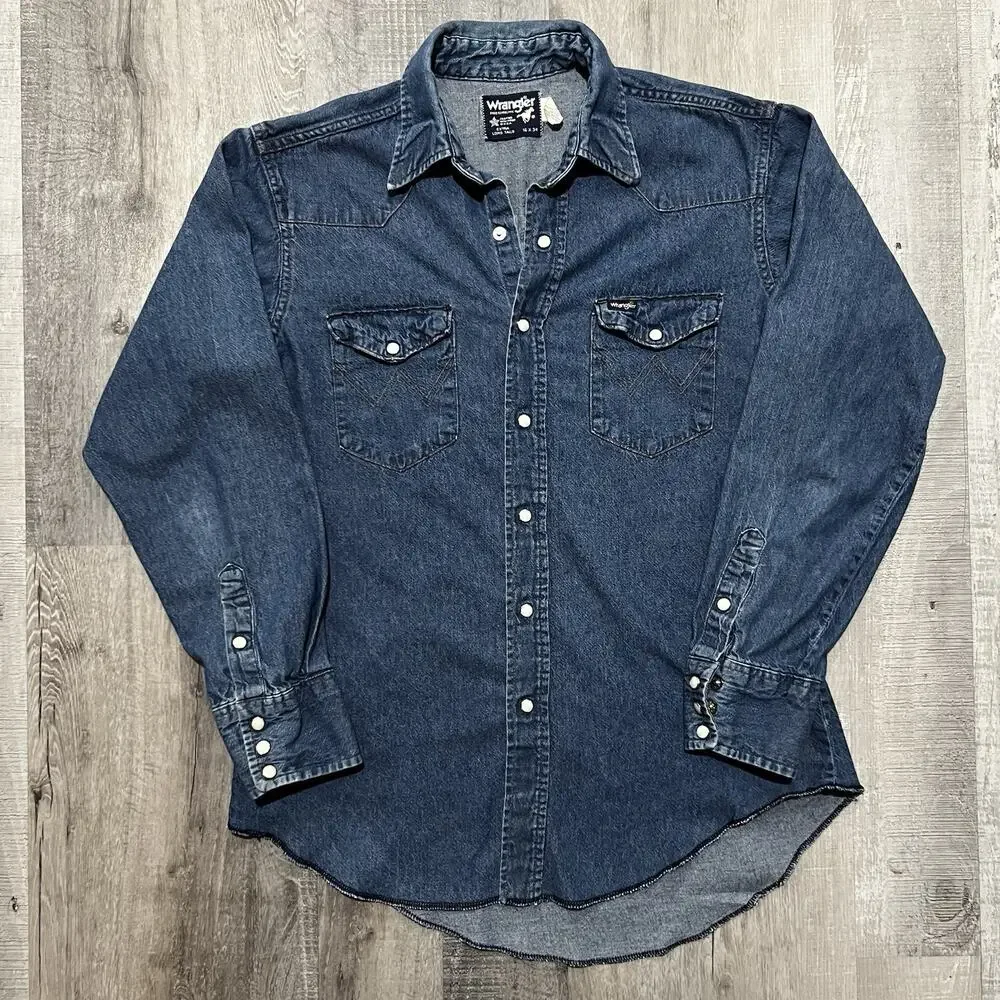 VTG Wrangler Denim Pearl Snap Shirt Western X-Long Tails Cowboy Ranch USA Large